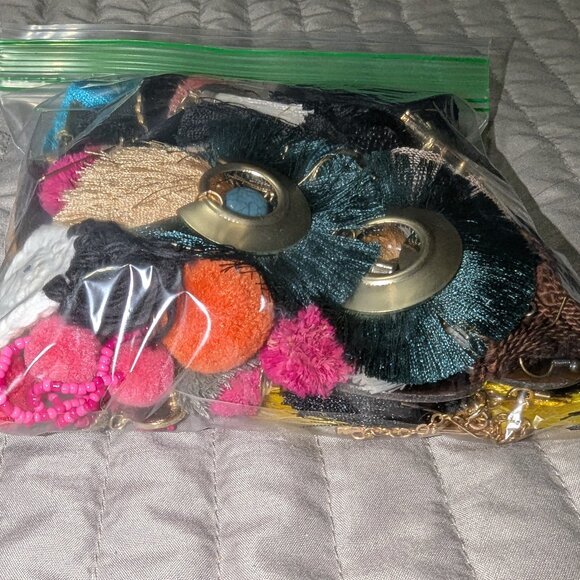 Bold Statement Earring Grab Bag 5310 - Picture 3 of 7